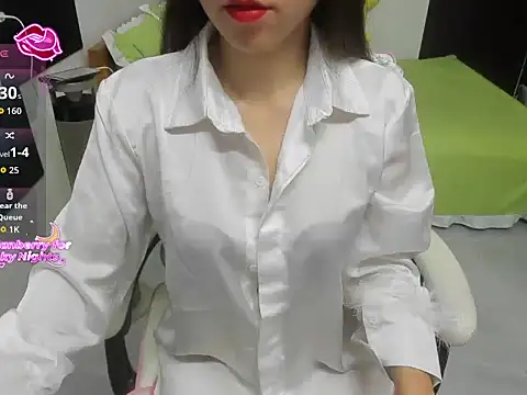 LuckyBabe new01 online show from 12/05/25, 06:12