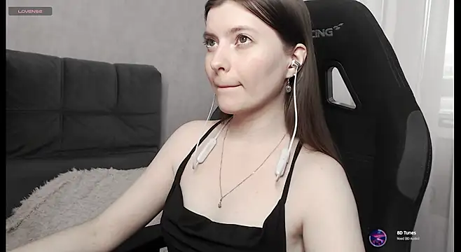 cute elfy  online show from 11/07/25, 01:59