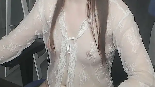 cute elfy  online show from 03/24/26, 01:33