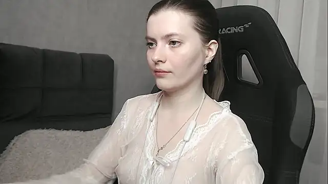 cute elfy  online show from 11/12/25, 02:32