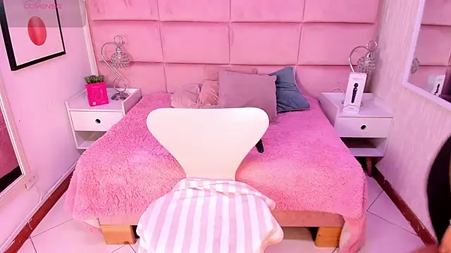 Snapshot of Janah_Myers chatting on 02/28/26, 12:49 Janah Myers online show from 02/28/26, 12:49