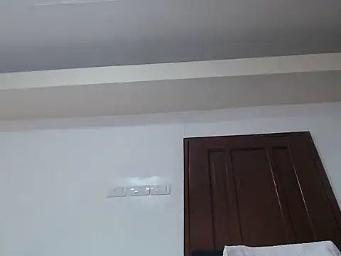 Snapshot of fantastic_monica chatting on 04/19/26, 11:51 fantastic monica online show from 04/19/26, 11:51