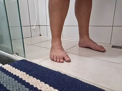 BathToys online show from 09/15/25, 01:22