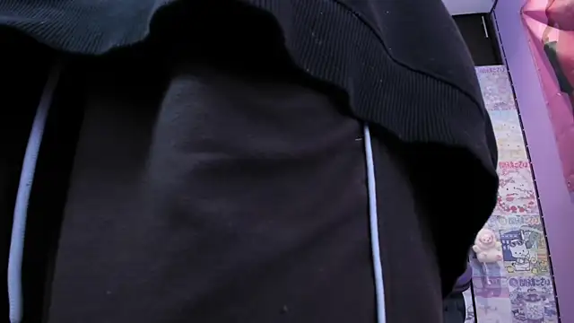 Vero Osb  online show from 12/23/25, 04:01