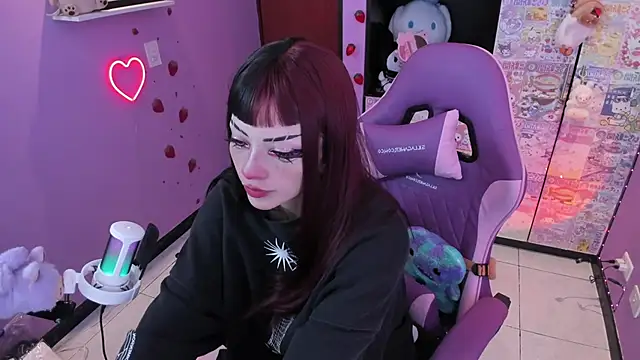 Vero Osb  online show from 10/23/25, 11:47