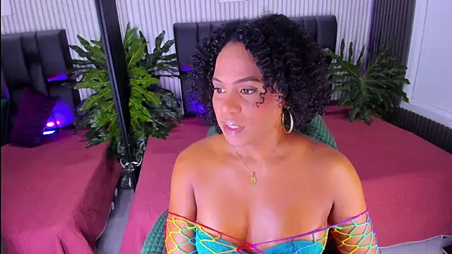 Snapshot of AriebonyBrooke chatting on 10/03/25, 11:45 AriebonyBrooke online show from 10/03/25, 11:45