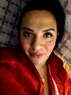 enoria1992 online show from 12/13/25, 10:05