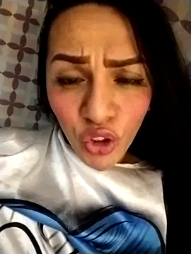 enoria1992 online show from 03/11/26, 12:15