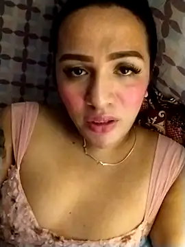 enoria1992 online show from 11/06/25, 09:24