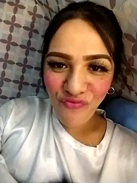 enoria1992 online show from 04/21/26, 02:36