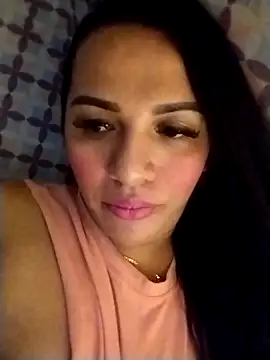 enoria1992 online show from 10/18/25, 07:32