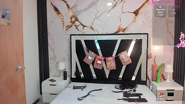 Wonderkloe  online show from 07/11/26, 02:50