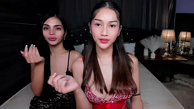 Snapshot of CandyLorre chatting on 10/06/25, 02:51 CandyLorre online show from 10/06/25, 02:51