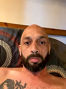 Snapshot of jackadi33 chatting on 10/30/25, 03:20 jackadi33 online show from 10/30/25, 03:20