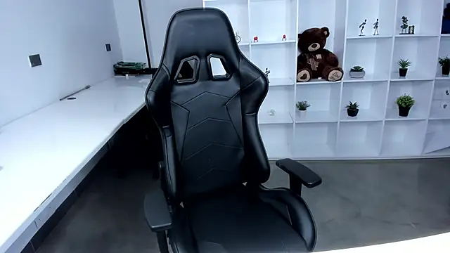 megan bigboobs  online show from 12/03/25, 11:09