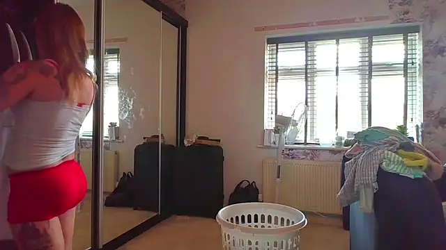 Snapshot of LucyRoseMae chatting on 06/30/26, 12:16 LucyRoseMae online show from 06/30/26, 12:16