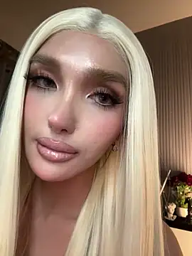 EmeraldGreyson online show from 04/16/26, 08:59