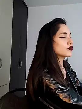 Snapshot of kathryn_red28 chatting on 02/13/26, 02:06 kathryn red28 online show from 02/13/26, 02:06