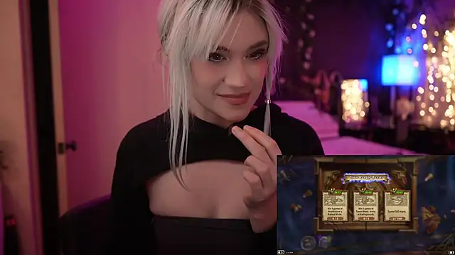 littlelune online show from 10/14/25, 12:00