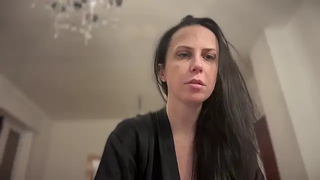 Lola245 online show from 11/05/25, 06:22