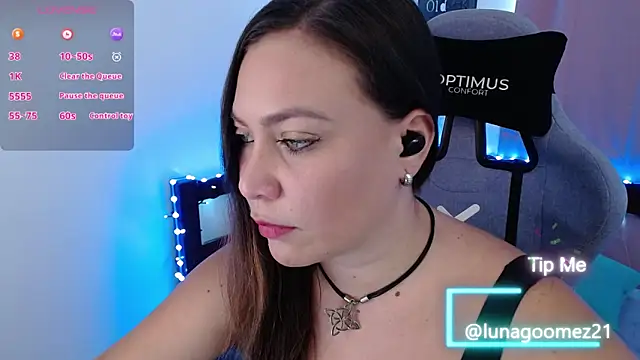 Luna-Gomez online show from 10/07/25, 04:30