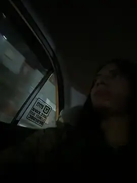 Isabella21  online show from 02/05/26, 11:55