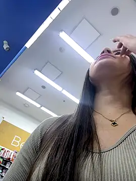 Isabella21  online show from 10/26/25, 11:38