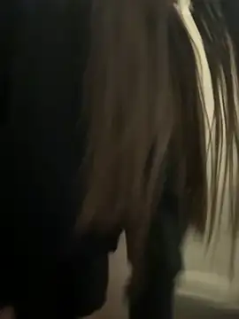 Isabella21  online show from 10/14/25, 11:14