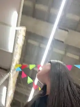 Isabella21  online show from 10/03/25, 11:17