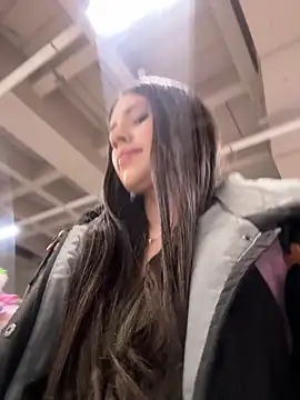 Isabella21  online show from 02/10/26, 08:08