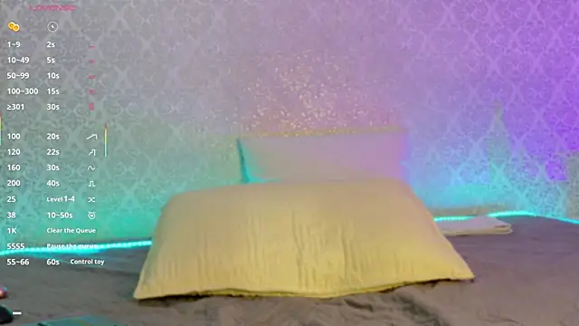 BeccaReedd online show from 11/03/25, 11:03