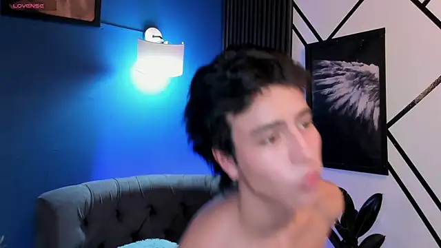 Christopher 77 online show from 11/10/25, 07:08