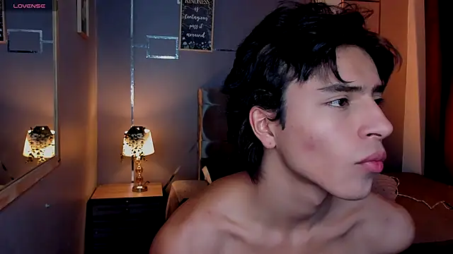 Christopher 77 online show from 11/25/25, 04:07