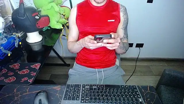 Snapshot of bossking017 chatting on 10/07/25, 05:58 bossking017 online show from 10/07/25, 05:58