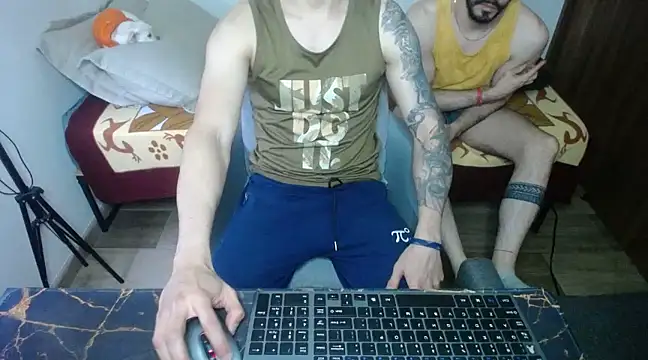 Snapshot of bossking017 chatting on 03/20/25, 09:56 bossking017 online show from 03/20/25, 09:56