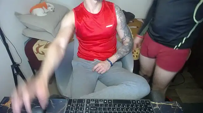 Snapshot of bossking017 chatting on 03/19/25, 11:47 bossking017 online show from 03/19/25, 11:47