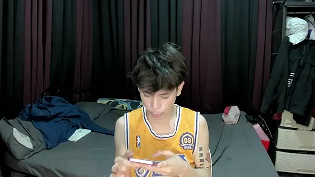 hotfreshdior online show from 01/07/26, 06:13