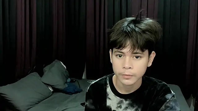 hotfreshdior online show from 12/03/25, 04:28