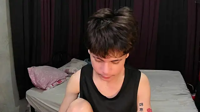 hotfreshdior online show from 02/11/26, 02:06