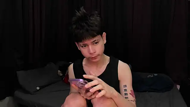 hotfreshdior online show from 02/02/26, 05:01