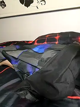 Koreanjjc online show from 10/24/25, 09:47