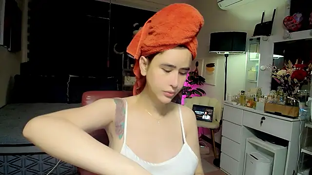 XhotcockcumXts online show from 03/14/26, 08:31