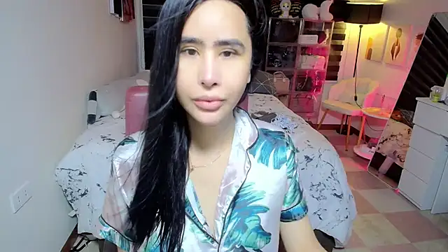 Snapshot of XhotcockcumXts chatting on 10/26/25, 04:13 XhotcockcumXts online show from 10/26/25, 04:13