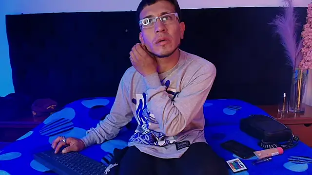 Thonixxx mr online show from 03/11/26, 03:00