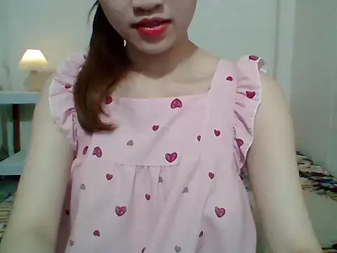 Snapshot of __Donna__ chatting on 09/20/25, 03:50 Donna online show from 09/20/25, 03:50