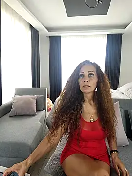 evasweett   online show from 10/29/25, 06:07