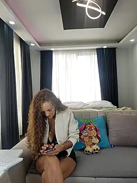 evasweett   online show from 03/19/26, 02:06