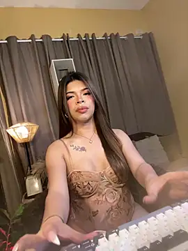 Snapshot of Nyxie_luxx chatting on 04/05/26, 09:21 Nyxie luxx online show from 04/05/26, 09:21