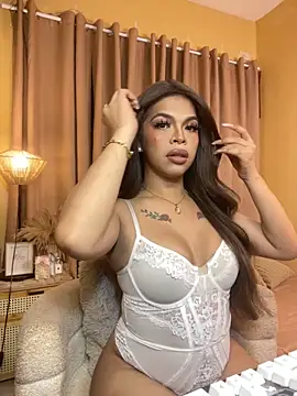 Snapshot of Nyxie_luxx chatting on 02/20/26, 04:53 Nyxie luxx online show from 02/20/26, 04:53