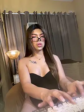 Nyxie luxx online show from 05/02/26, 11:59